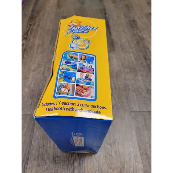 Zhu Zhu Pets, Zhu Zhu Y-Intersection, Hamster Sold Separately NEW IN BOX - Picture 2 of 4